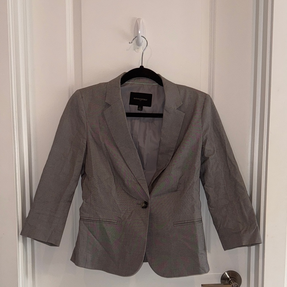 Banana Republic Light Gray Women's Blazer size 2